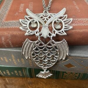 Vintage  Articulated Owl Pendant Silver Tone Rhinestone Statement Necklace 23"